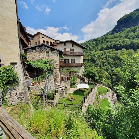 La Tana Del Tasso Rooms&Breakfast Camerata Cornello Exterior foto