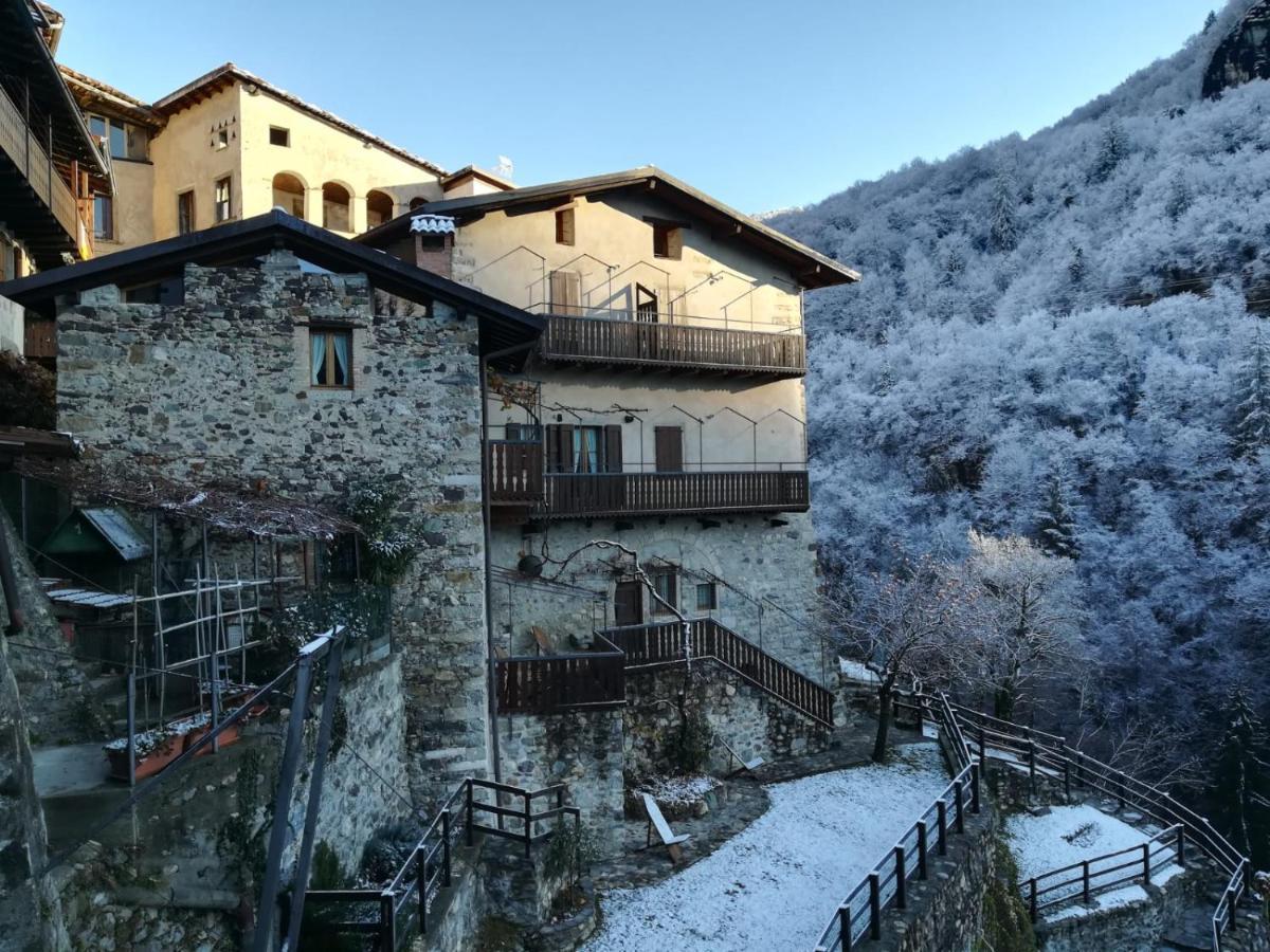 La Tana Del Tasso Rooms&Breakfast Camerata Cornello Exterior foto