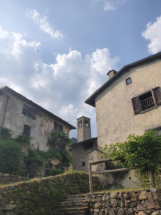 La Tana Del Tasso Rooms&Breakfast Camerata Cornello Exterior foto